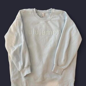 Lululemon Perfectly Oversized Crew *Fleece
Sheer Blue